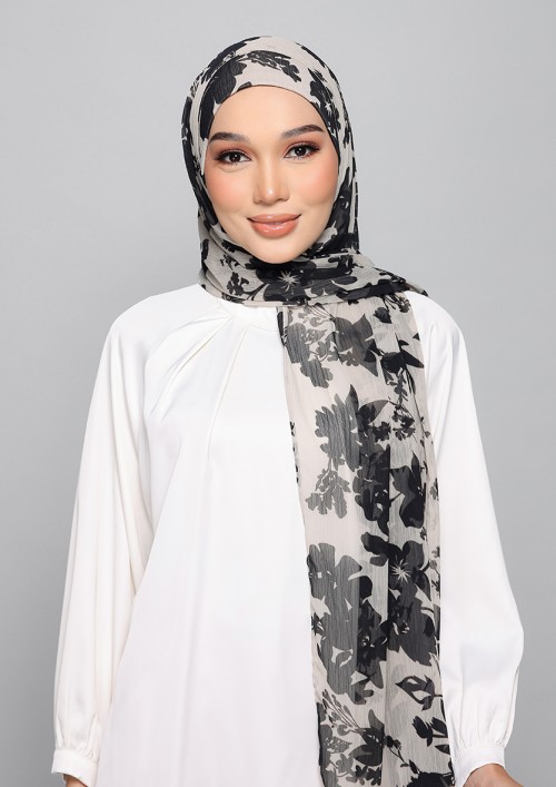 Black Bouquet-Printed Plus Crinkled Chiffon